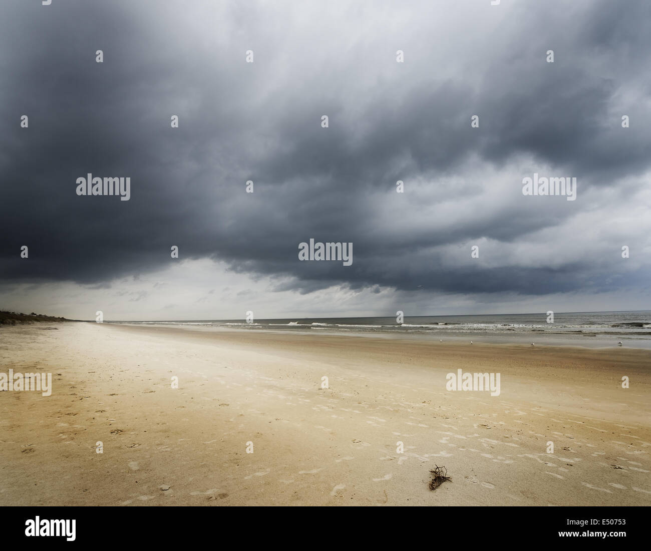 Ocean Beach vor Regen Stockfoto