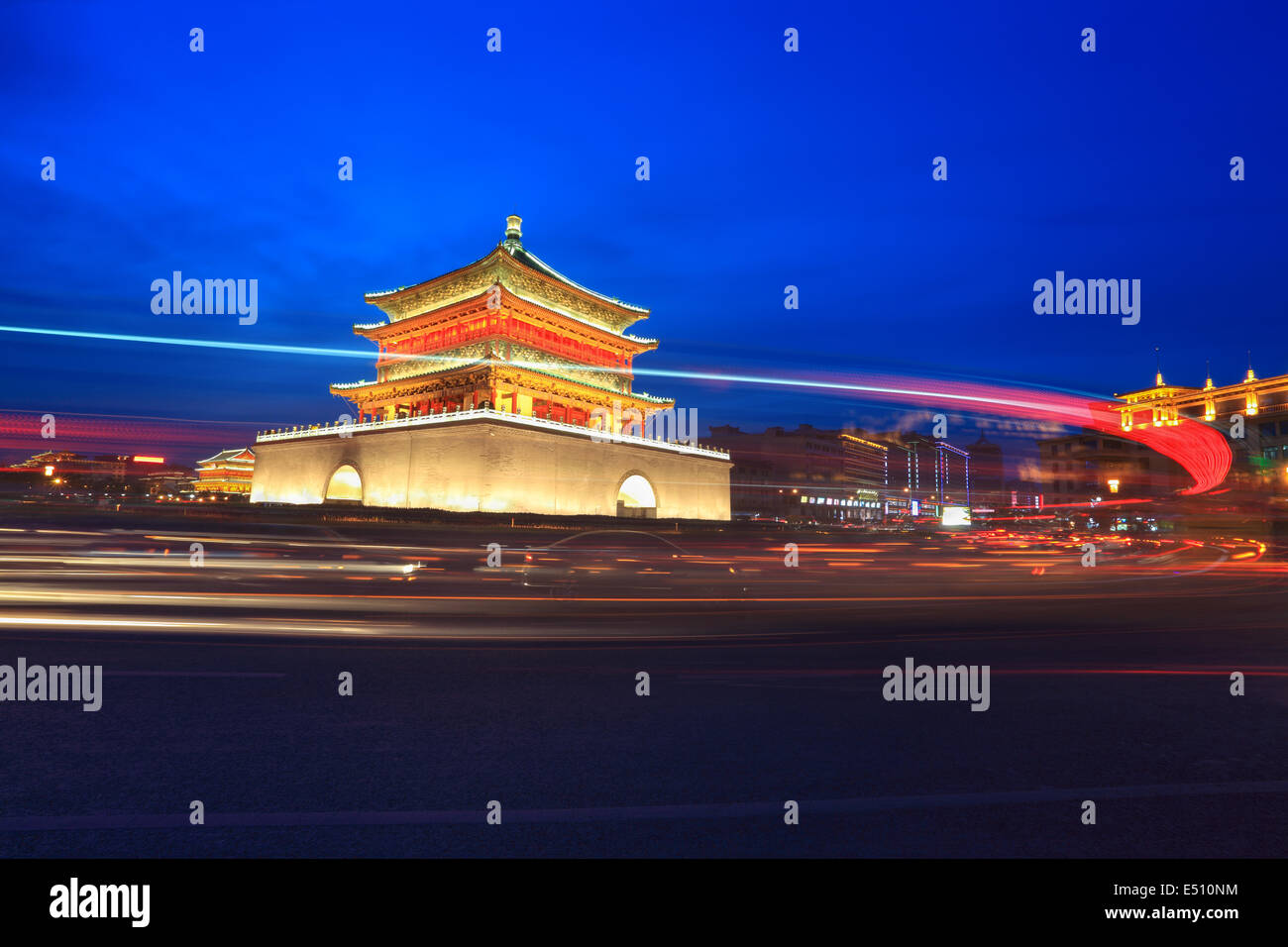 antike Stadt in der Nacht in xian Stockfoto