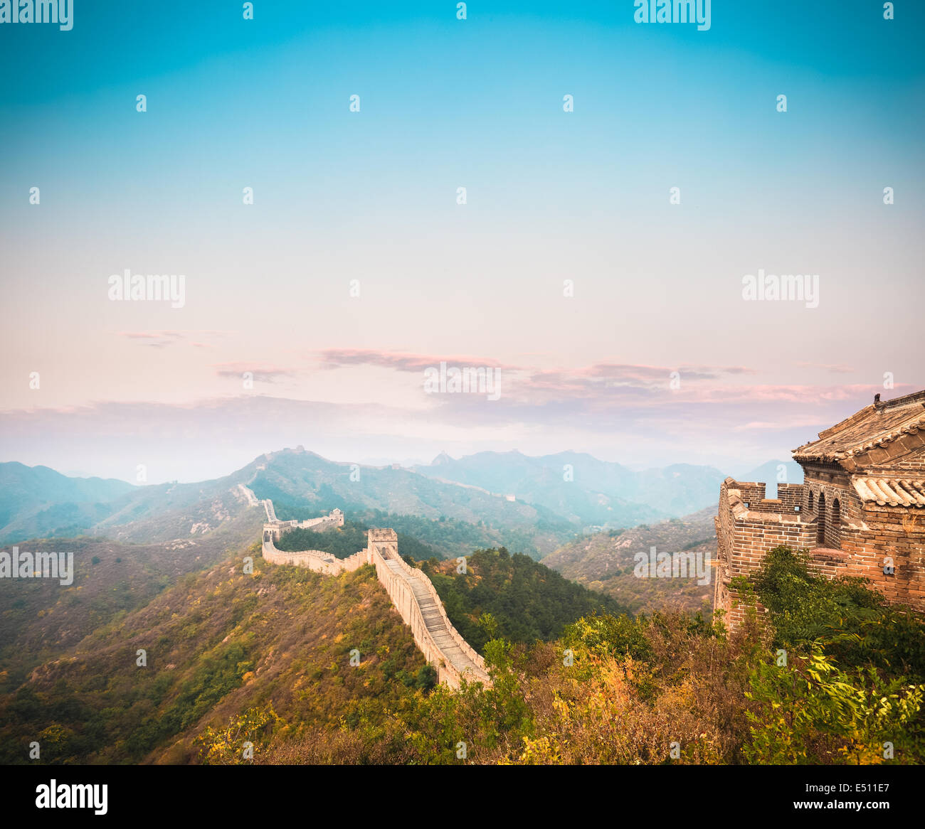 die große Mauer im Sonnenuntergang Stockfoto