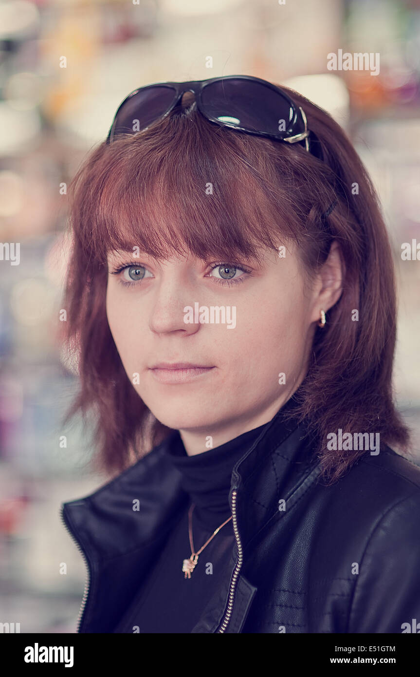 Brünette im mittleren Alter Stockfoto