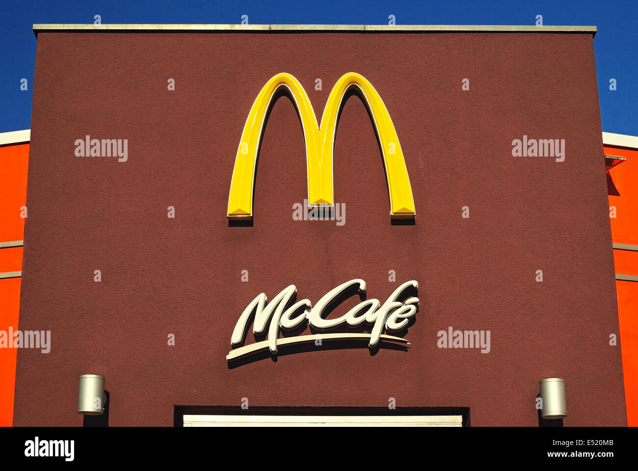 Mcdonalds mcdonalds mccafe coffee -Fotos und -Bildmaterial in hoher ...