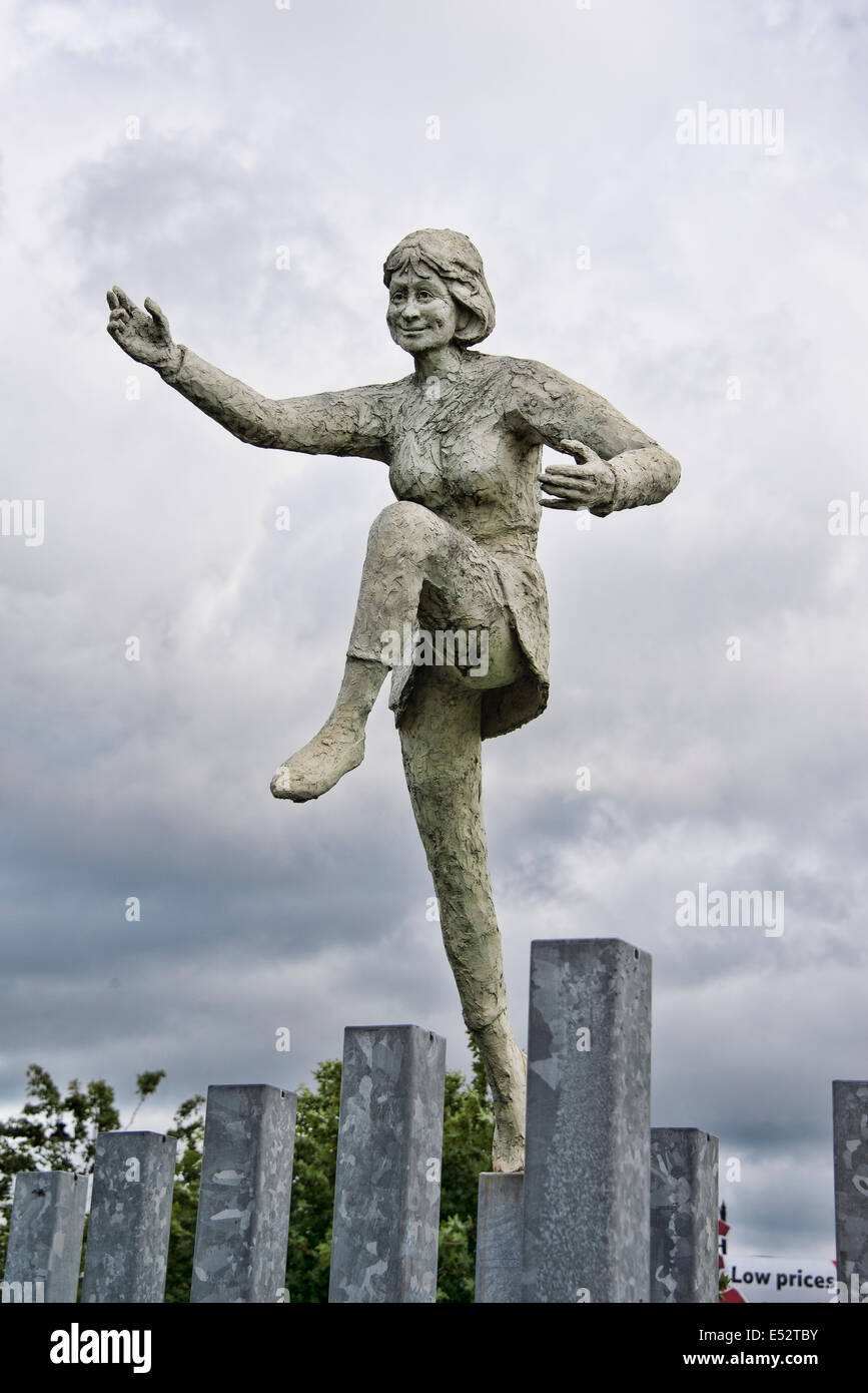 Eine der Figuren aus David Annands Skulptur "Reel von drei. Stockfoto