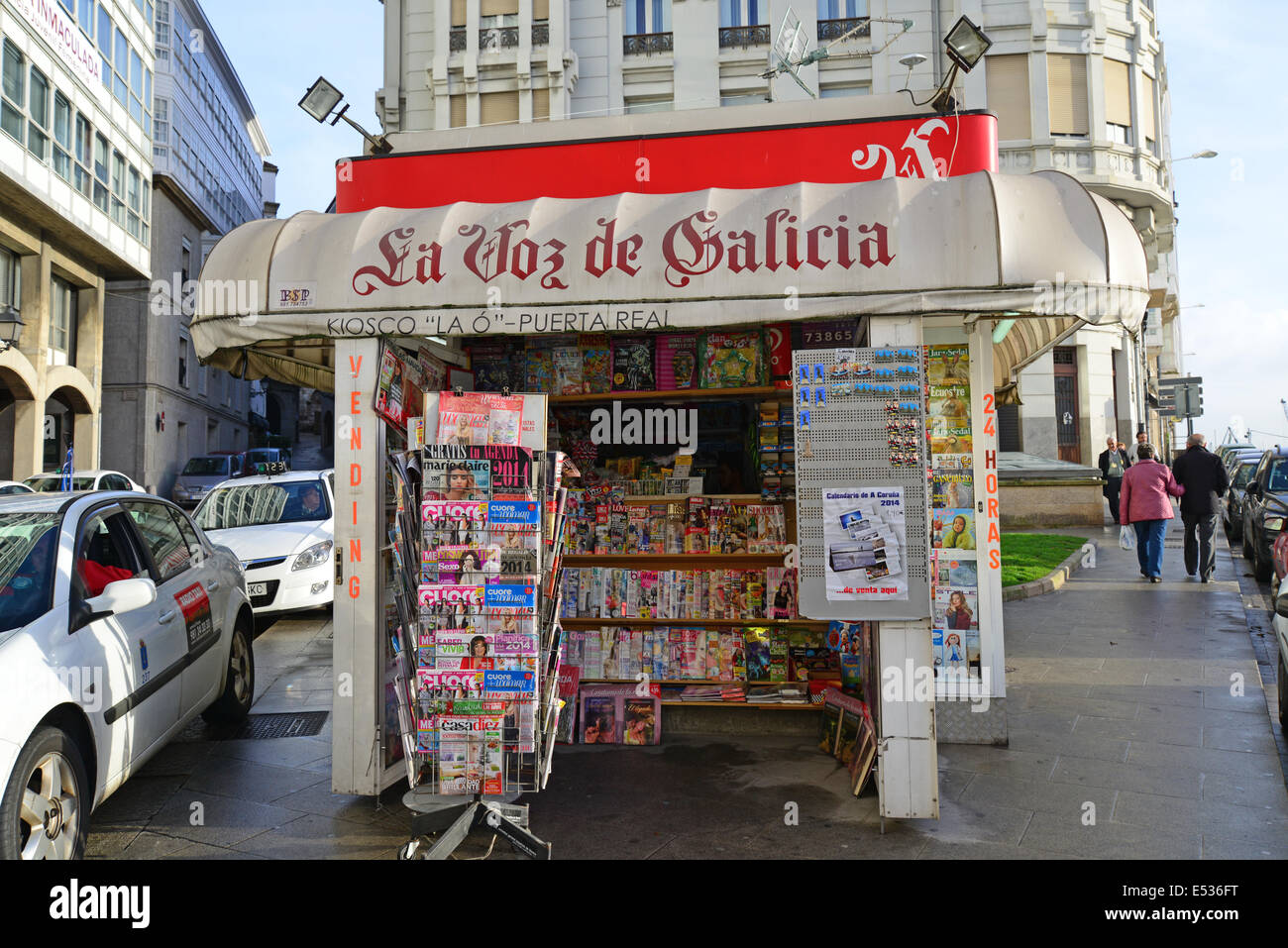 Straßenzeitung Kiosk auf der Strandpromenade, A Coruña, A Coruña Provinz, Galicien, Königreich von Spanien Stockfoto
