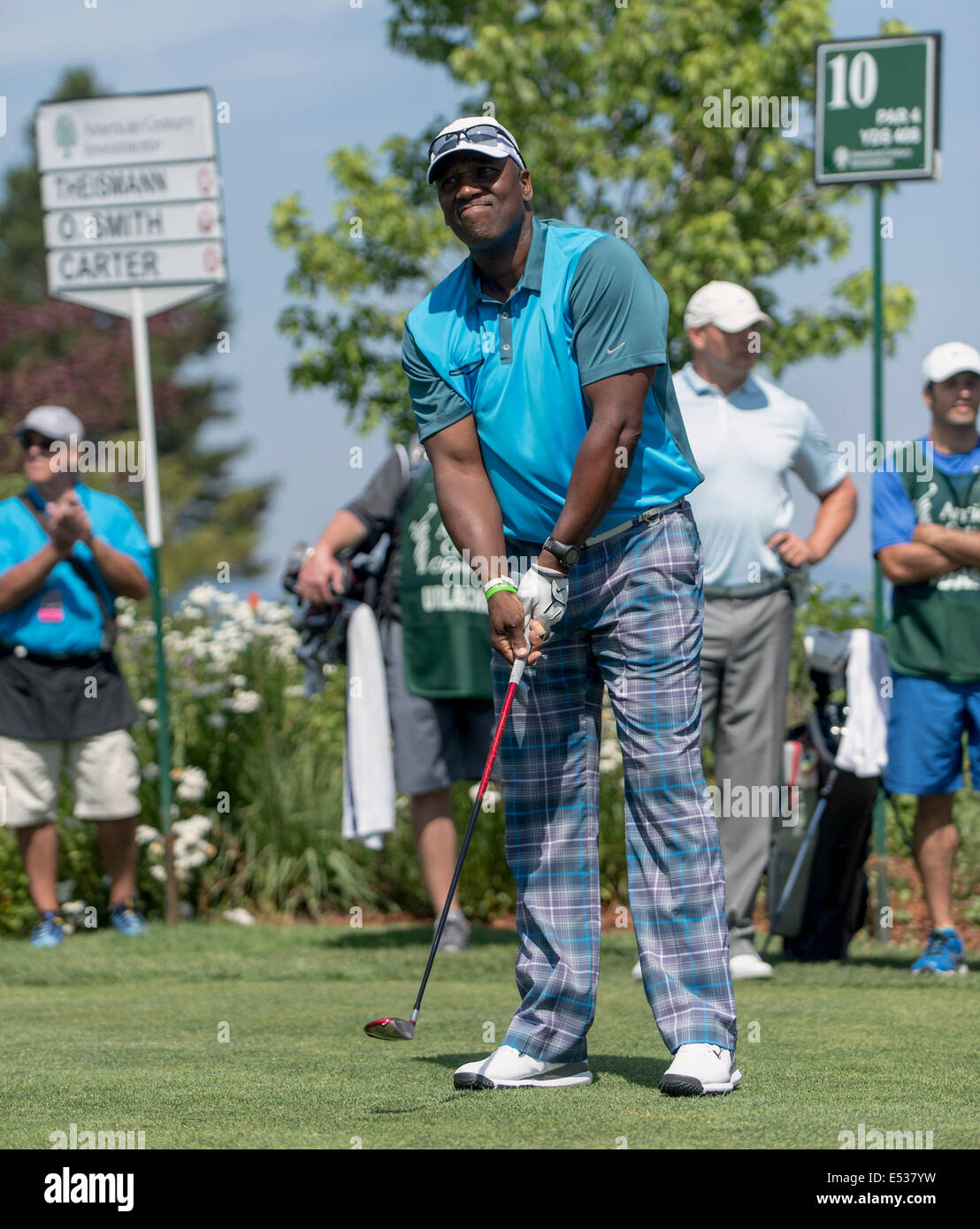 Stateline, Nevada, USA. 18. Juli 2014. Ehemaliger MLB All-Star-Outfielder JOE CARTER spielt in Edgewood Tahoe am ersten Tag des Wettbewerbs auf der 25. jährlichen amerikanischen Jahrhundert Championship. Bildnachweis: Brian Cahn/ZUMA Draht/Alamy Live-Nachrichten Stockfoto