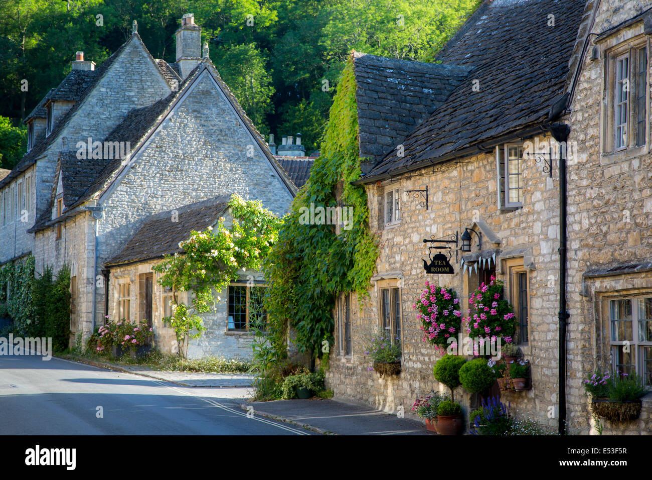 Am frühen Morgen in Castle Combe, die Cotswolds, Wiltshire, England Stockfoto