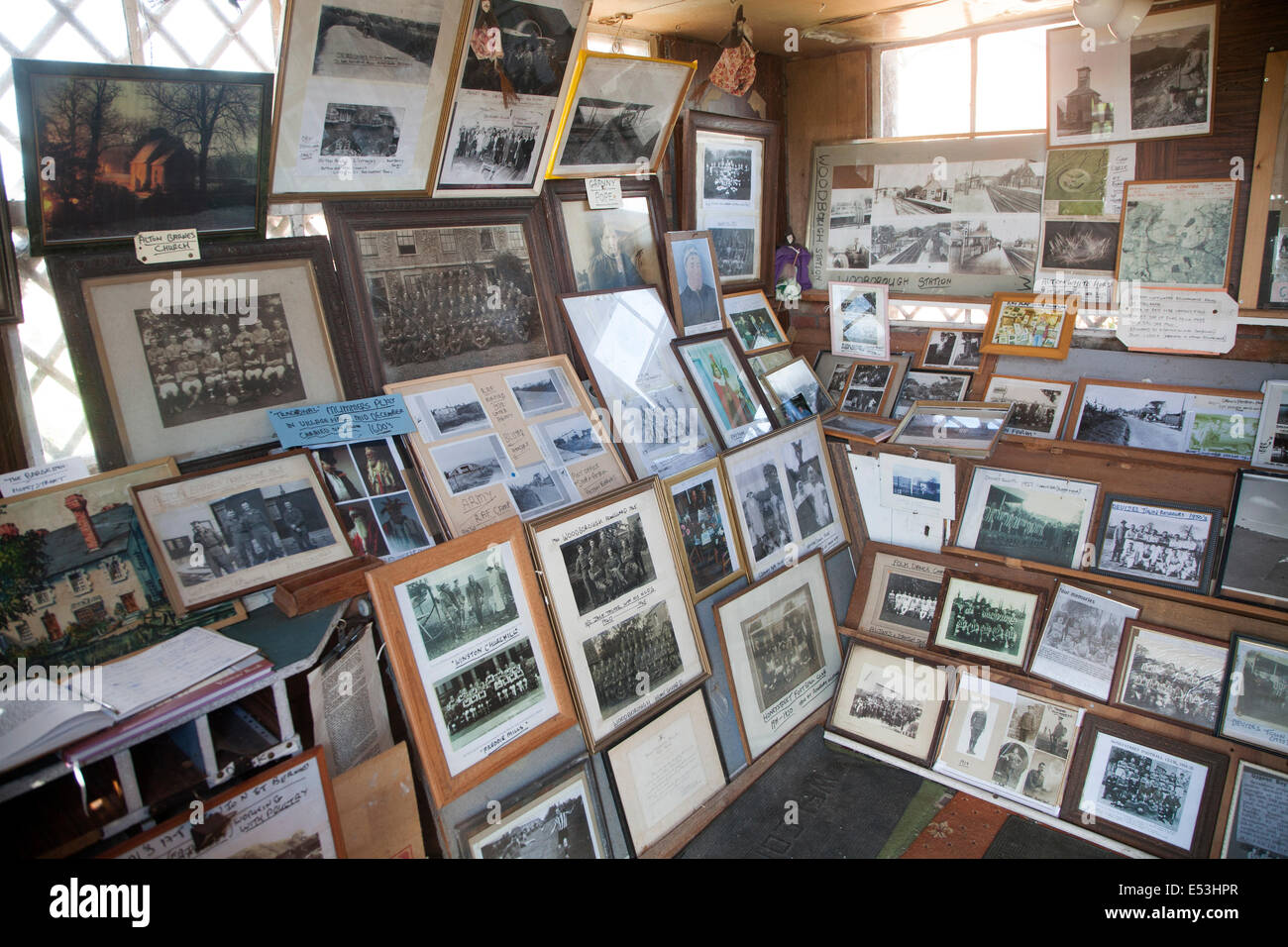 Schrullige kleine Foto-Galerie und Museum bei Alton Barnes, Wiltshire, England Stockfoto