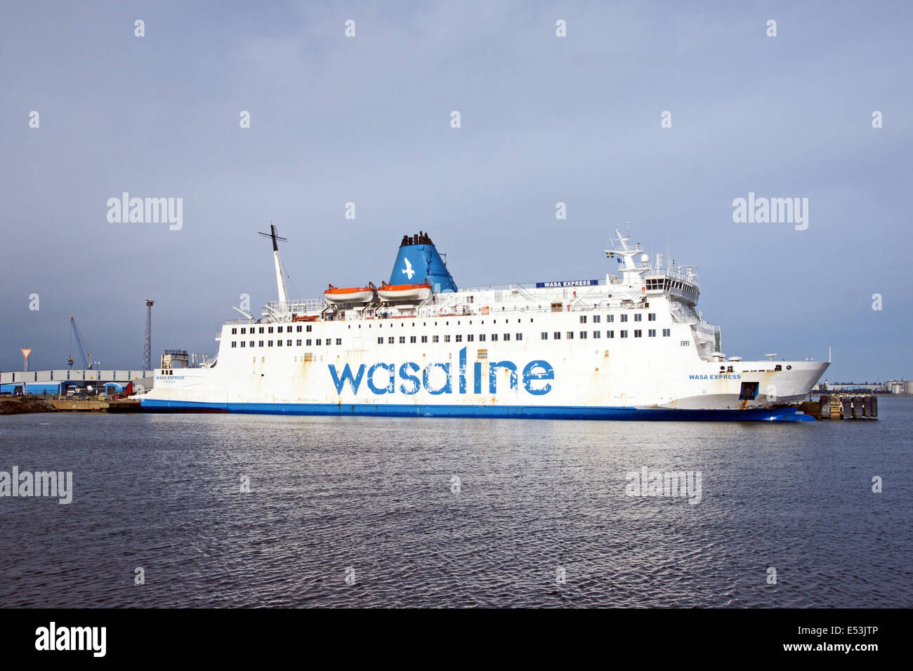 Umeå Fährhafen mit Wasa Wasa Line Express Fracht entladen von Vaasa in Finnland angekommen Stockfoto