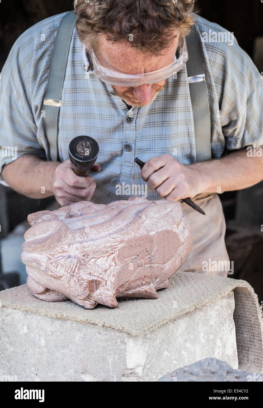 Steinmetz werkzeuge -Fotos und -Bildmaterial in hoher Auflösung – Alamy