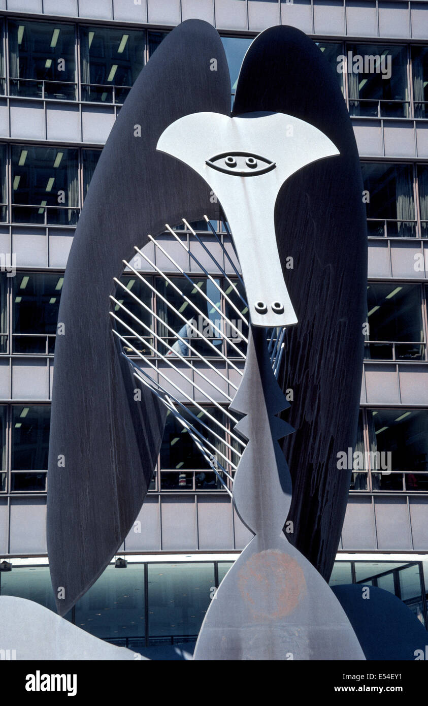 Bekannt als "The Picasso", ist diese unbenannte Skulptur von Pablo Picasso ein Symbol von vielen öffentlichen Kunstwerken zu sehen in Chicago, Illinois, USA. Stockfoto