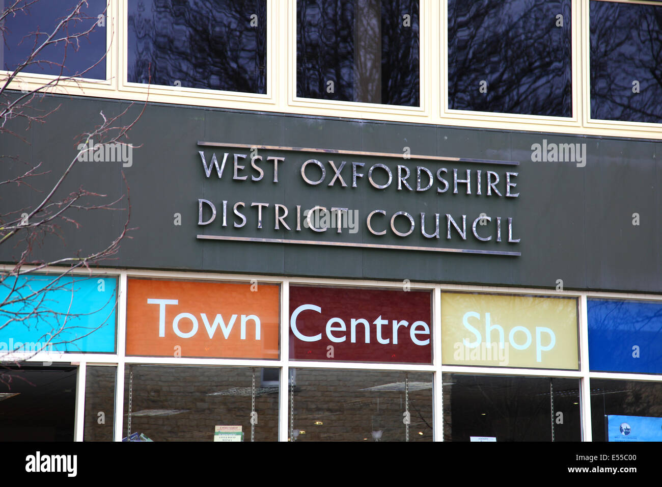 Zeichen der West Oxfordshire District Council Stockfoto