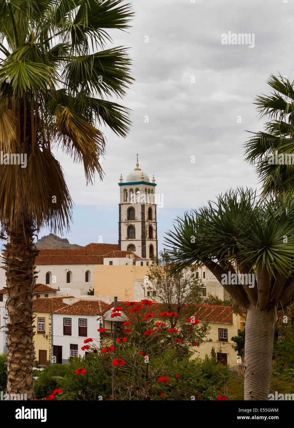 Die Kirche Santa Ana in Garachico Dorf.  Teneriffa, Kanarische Inseln, Spanien, Europa. Stockfoto