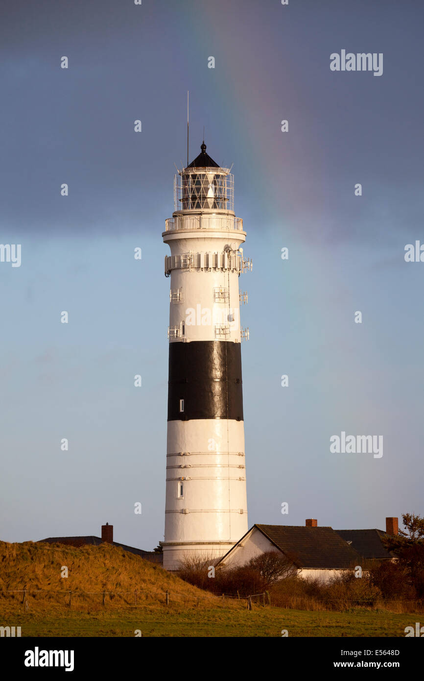 Regenbogen über den Leuchtturm Kampen auch Red Cliff Leuchtturm Kampen, Sylt, Nordfriesischen Inseln, Schleswig-Holstein, Deutschland Stockfoto