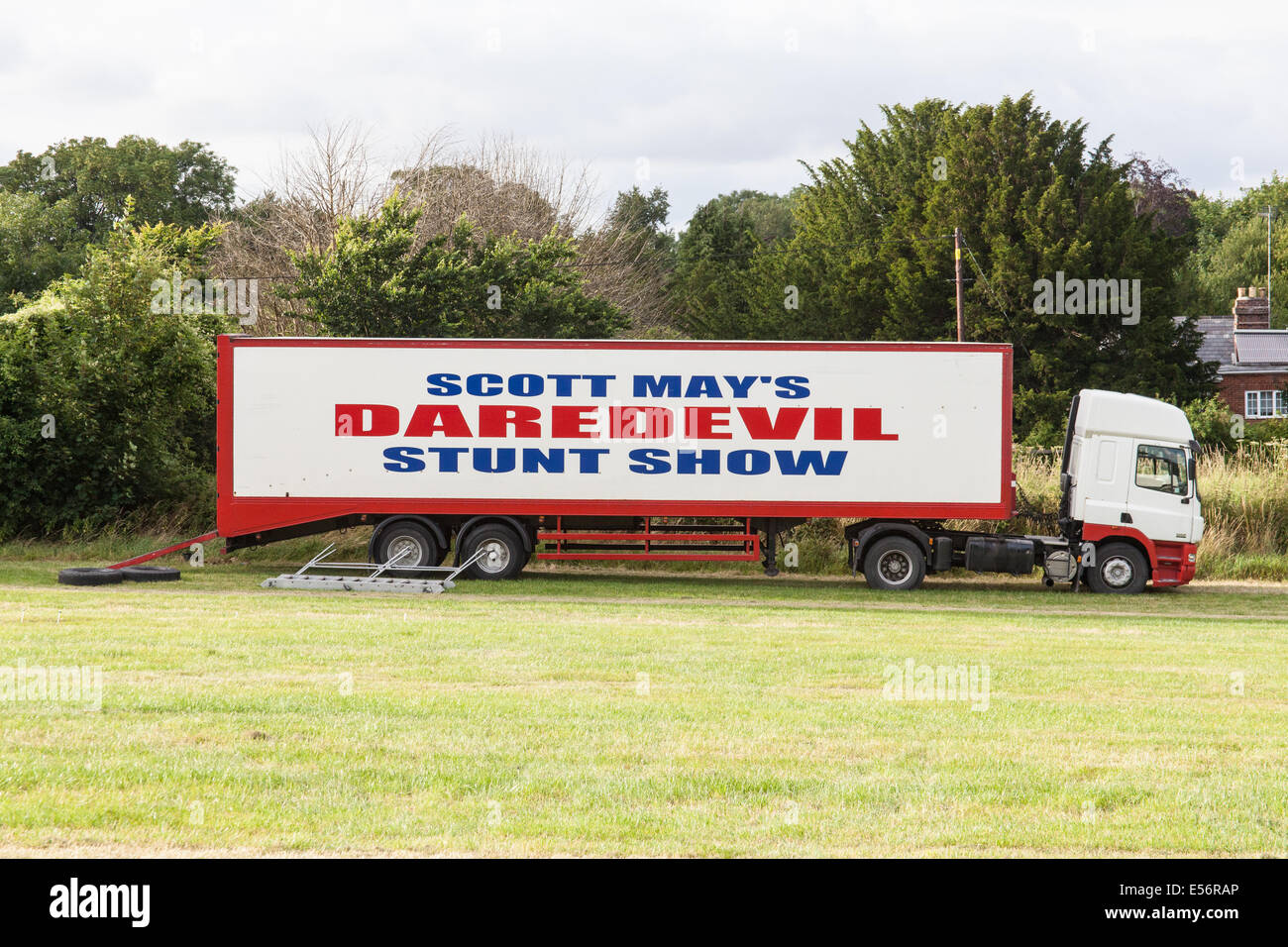 Scott Mays Daredevil Stunt-show, Matterley Schüssel, Winchester, Hampshire, England. Stockfoto