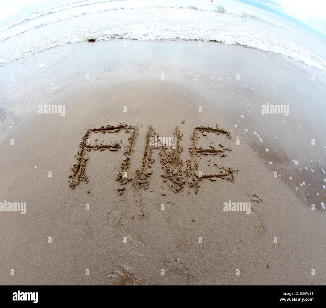 geschrieben von italienischen feine Ende am Meer Strand mit fisheye-Objektiv 2 geschossen Stockfoto