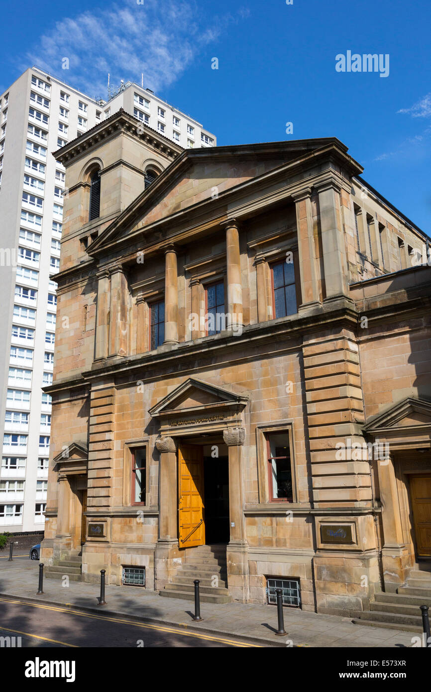 National Piping Centre, eine Schule für Schülerinnen und Schüler beizubringen, Dudelsack, Cowcaddens, Glasgow, Strathclyde, Schottland, UK spielen Stockfoto