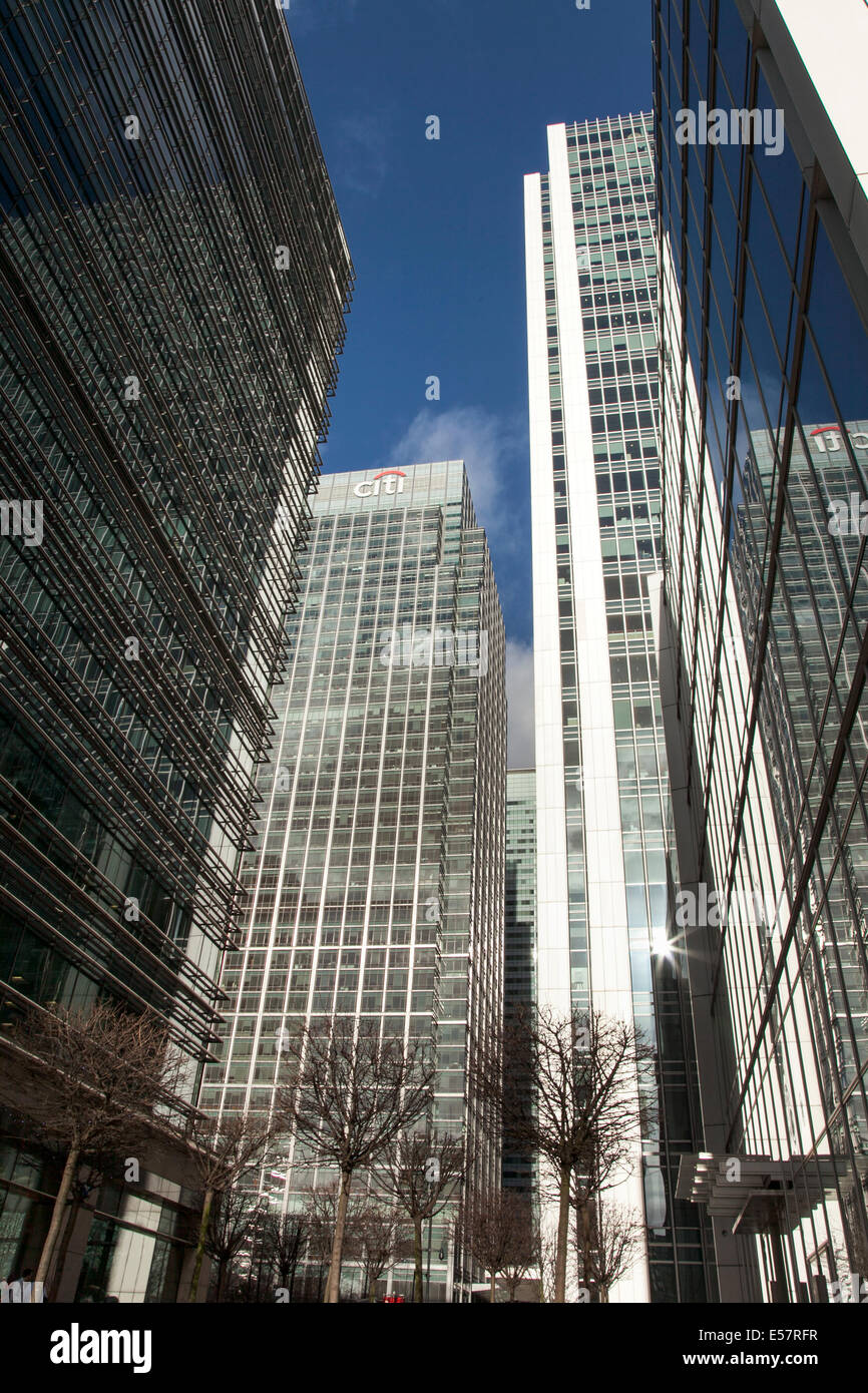 Canary Wharf - Londoner Geschäft Bezirk 25 Canada Square, 40 Bank Street, 10 Upper Bank Street Stockfoto