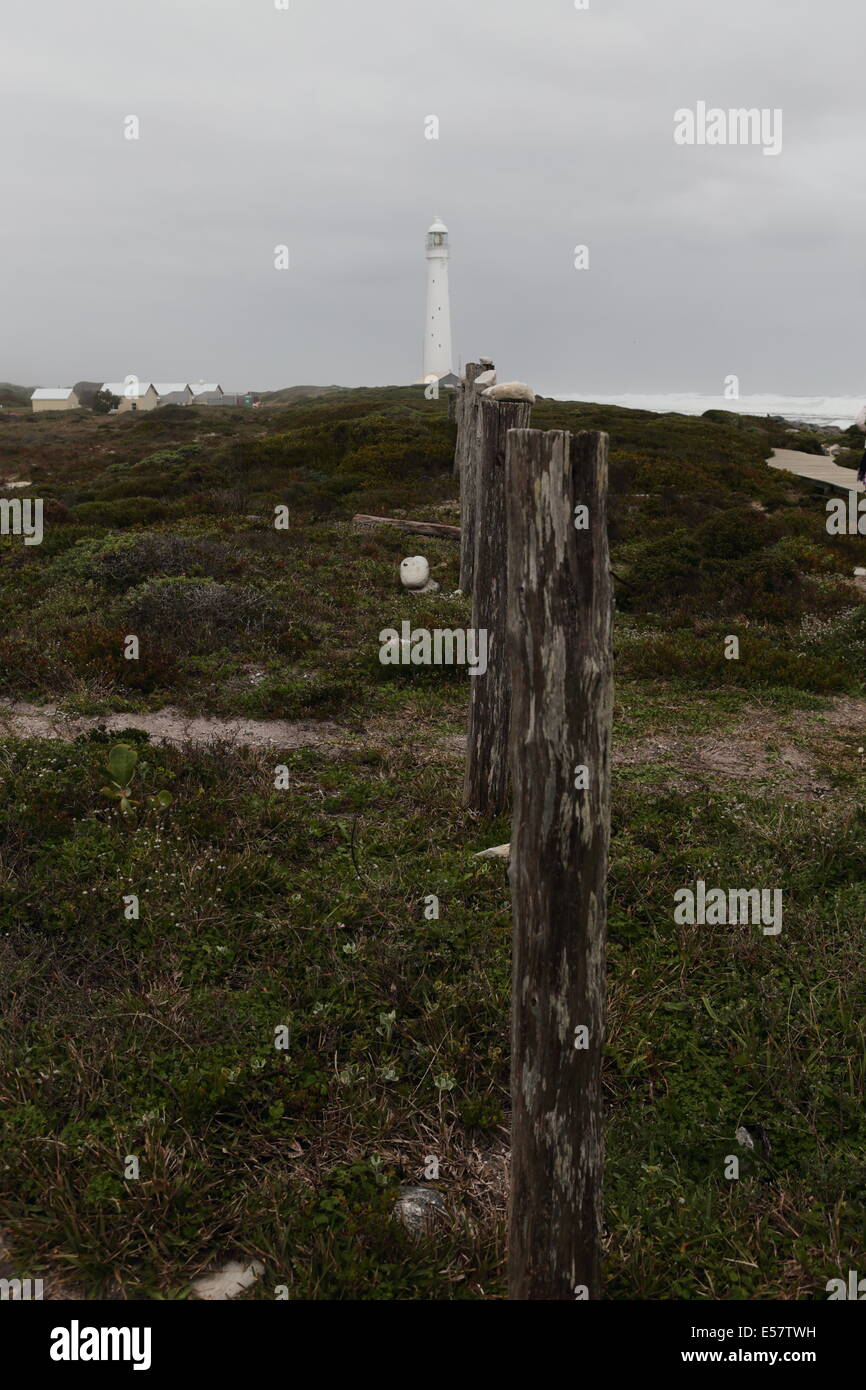 Slangkop Leuchtturm in Kommetjie, Südafrika, an einem kalten winterlichen Tag Stockfoto