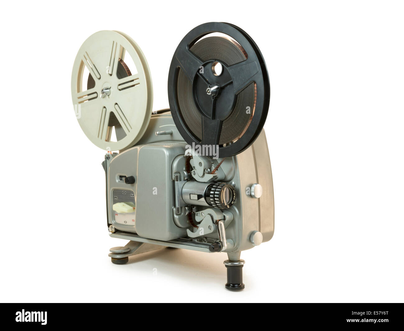 Antike Super 8mm Filmprojektor, isoliert. Beschneidungspfade sind im Preis inbegriffen Stockfoto