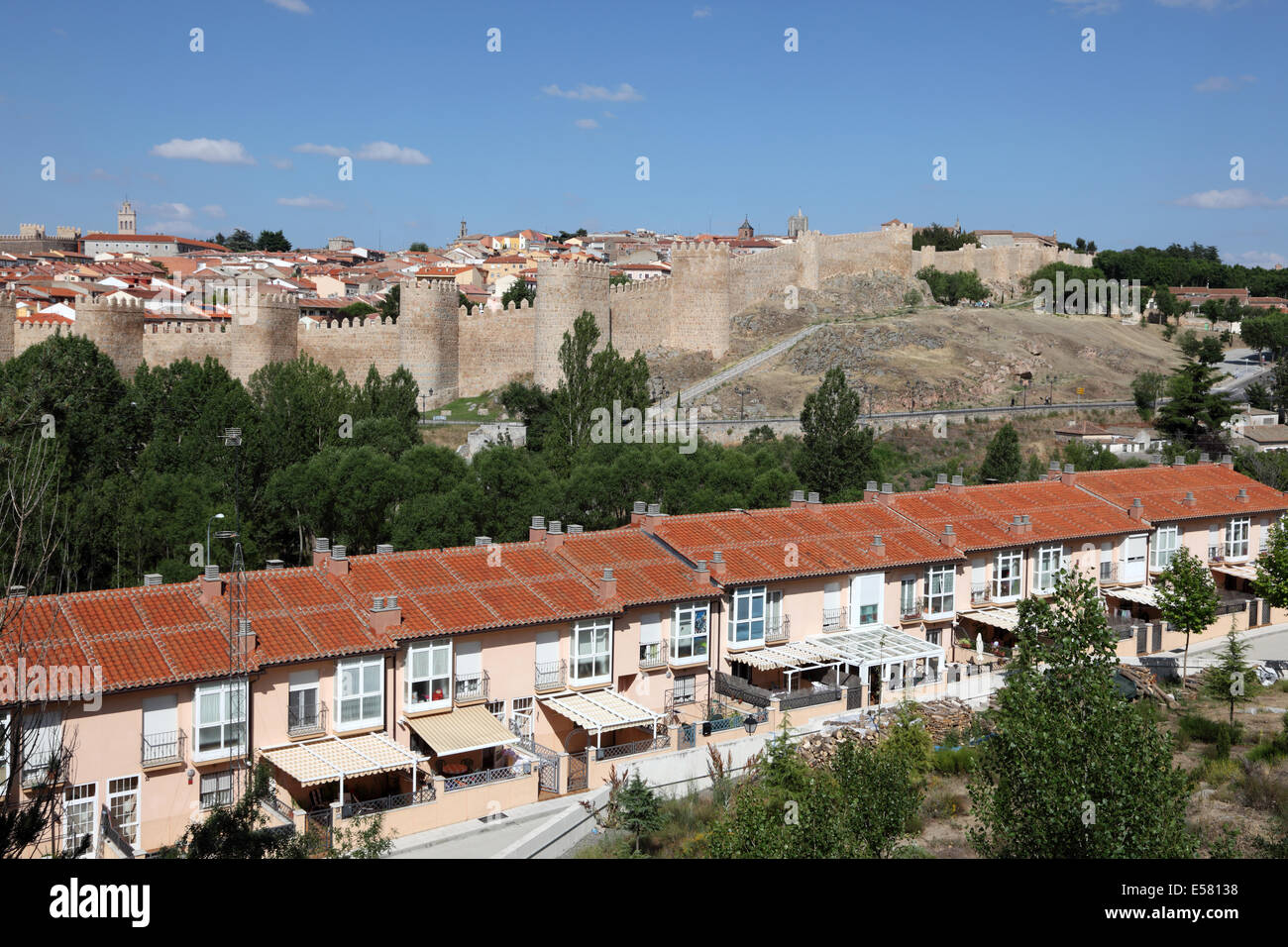 Mittelalterliche Stadtmauern von Ávila, Castilla y Leon, Spanien Stockfoto