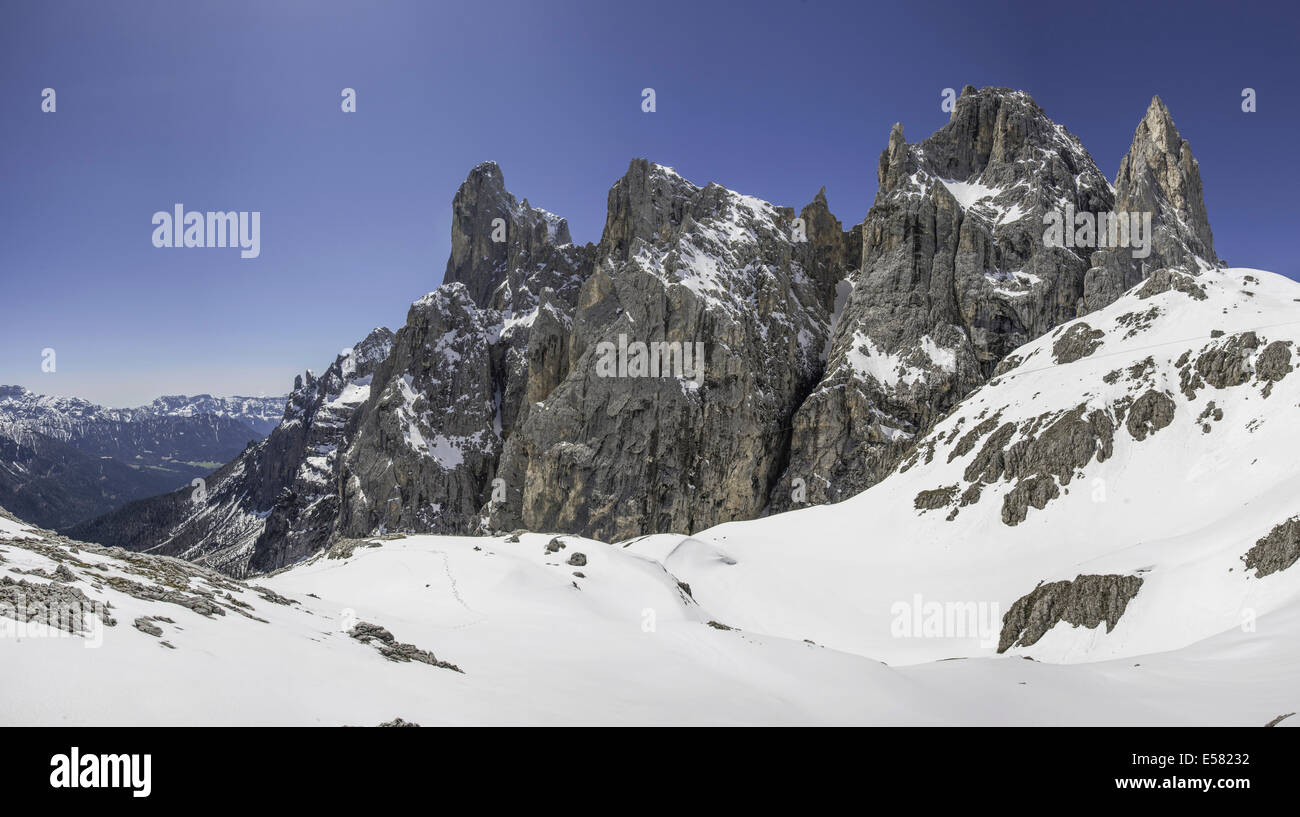 Die Pala-Gruppe oder Pale di San Martino, von Pradidali-Hütte, Dolomiten, Trentino, Italien Stockfoto