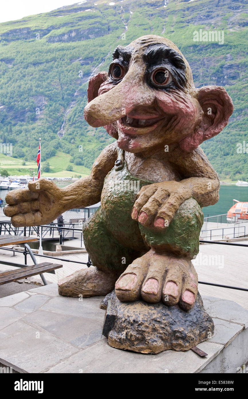 Schne Norwegische Troll Figuren Fotos