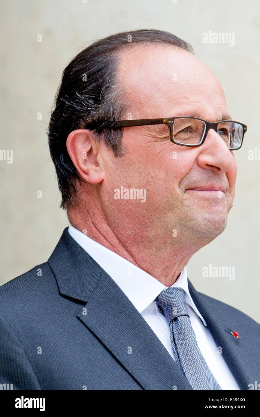 Paris, Frankreich. 22. Juli 2014. Der französische Präsident Francois Hollande bei einem Treffen mit dem spanischen König und Königin im Elysée-Palast in Paris, Frankreich, 22. Juli 2014.  KEIN Draht SERVICE Credit: Dpa picture Alliance/Alamy Live News Stockfoto