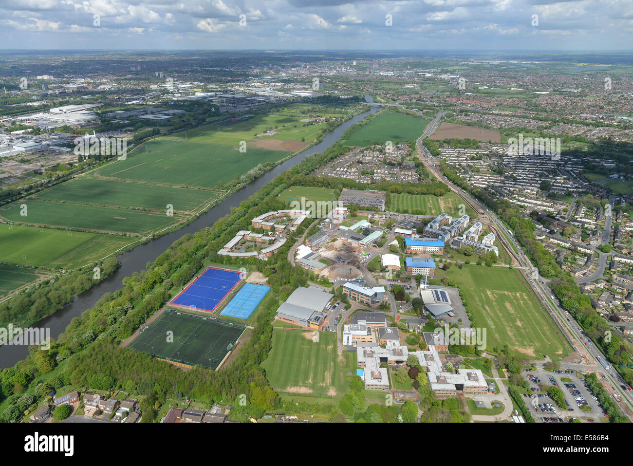 Eine Luftaufnahme der Nottingham Trent University Clifton Campus und der Umgebung. Stockfoto