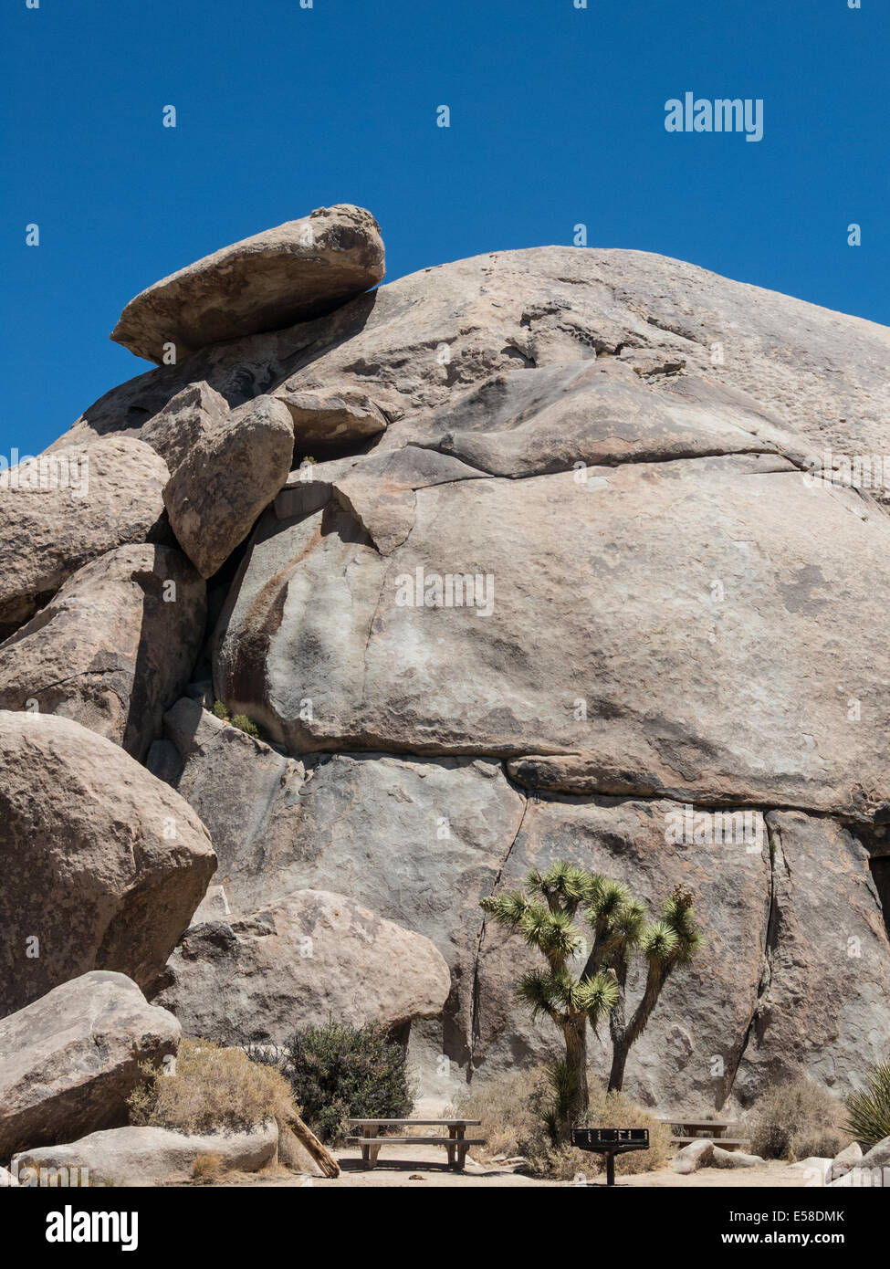 Prekäre Felsformationen im Joshua Tree National Park, Kalifornien. Stockfoto