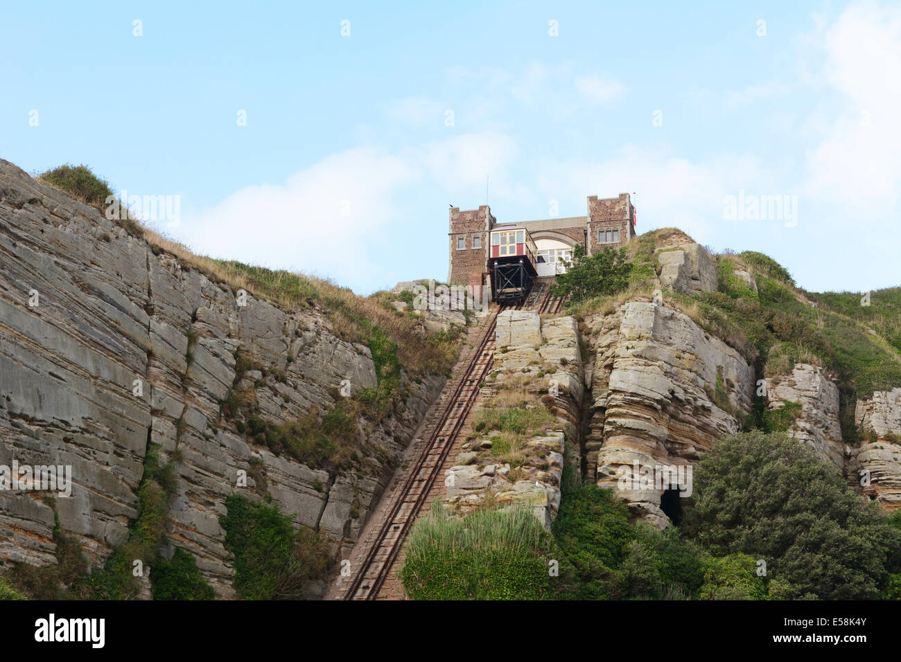 East Hill Cliff Standseilbahn im Sommer in Hastings, England Stockfoto