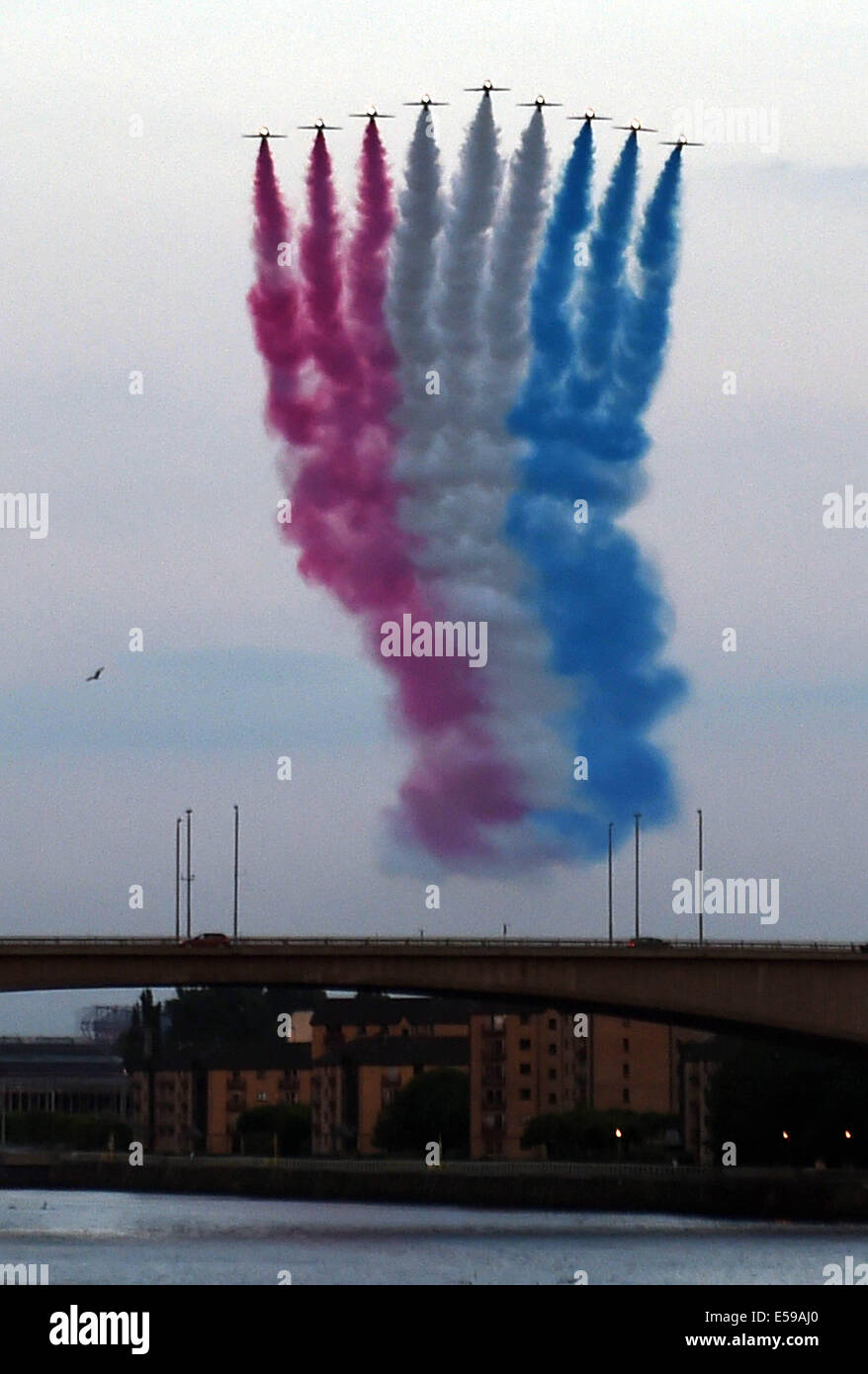 Glasgow, Schottland. 23. Juli 2014. Glasgow Commonwealth Games. Eröffnung Zeremonie rot Arrrows führen in Bildung, Glasgow Commonwealth Spiele Öffnung Zeremonie 2014 Credit: Action Plus Sport/Alamy Live News Stockfoto