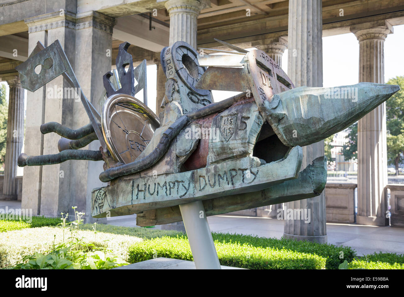Der Humpty-Dumpty-Maschine von Jonathan Meese 2010, Berlin, Deutschland Stockfoto