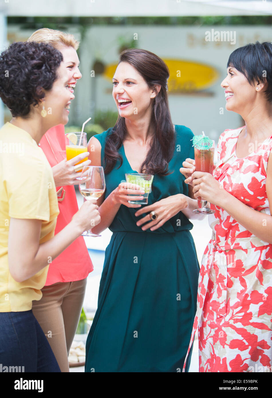 Frauen reden auf party Stockfoto