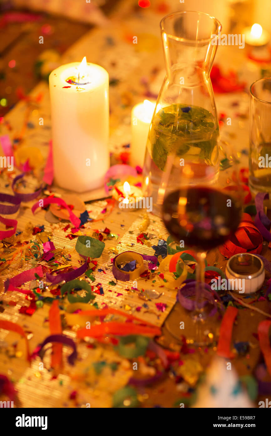 Kerzen am Tisch auf party Stockfoto