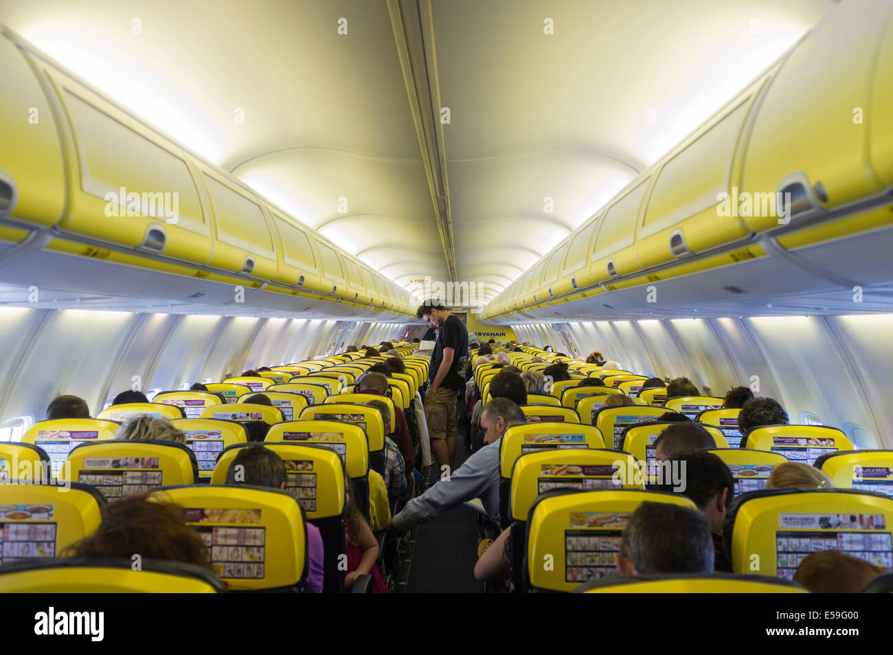 Ryanair Boeing 737-800 Kabinenausstattung. Stockfoto