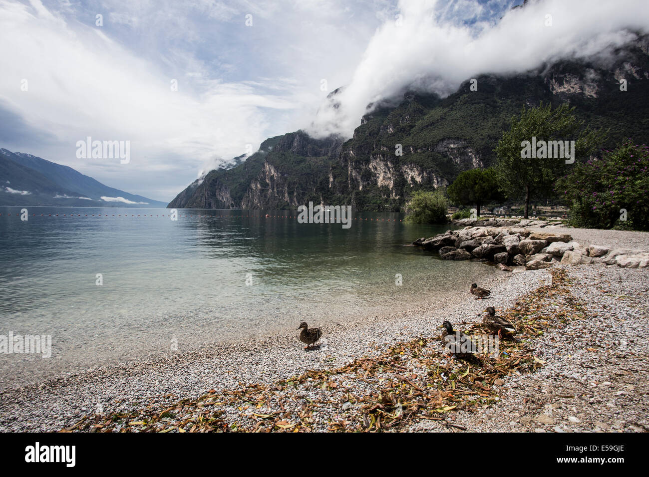 Gardasee vom Resort entfernt von Riva del Garda, Italien Stockfoto