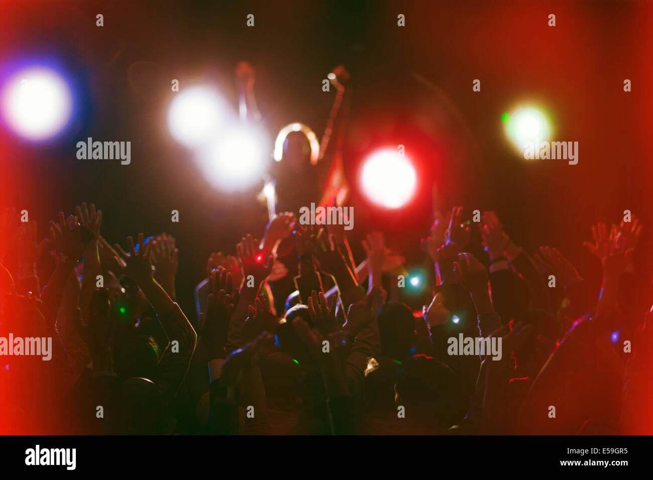 Publikum genießen Konzert Stockfoto