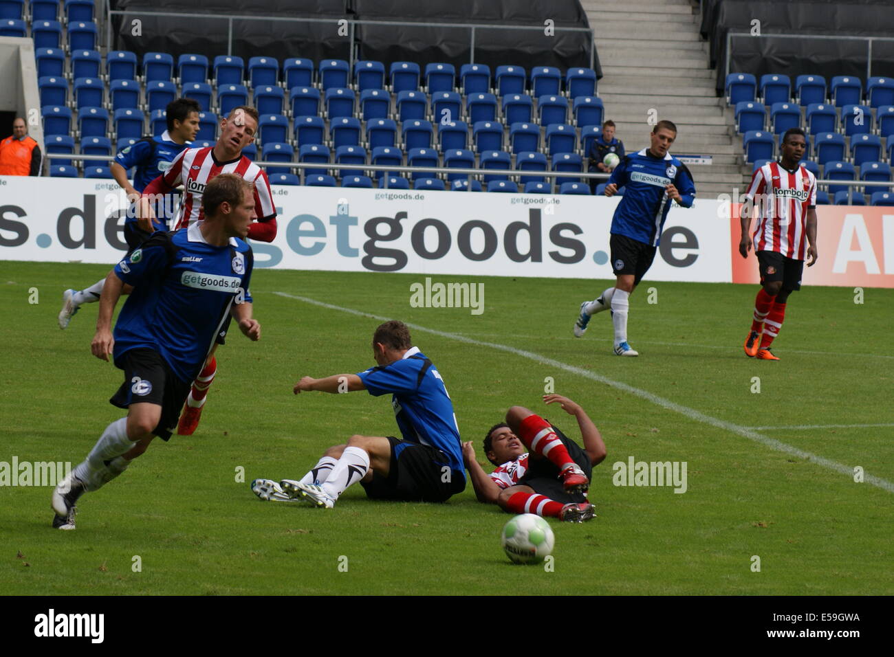 Arminia Bielefeld 1 Sunderland AFC 1 Schüco Arena (Bielefelder Alm) Samstag, 16. Juli 2011 Stockfoto