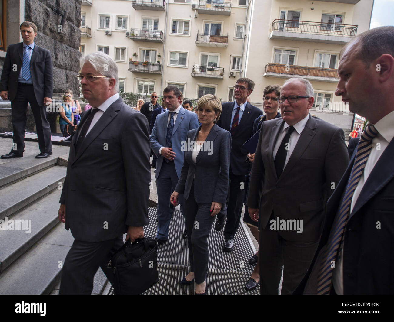 Australischer Außenminister Julie Bishop und der Niederlande Frans Timmermans Vstretelis heute mit dem Präsidenten der Ukraine Petro Poroschenko. 24. Juli 2014. © Igor Golovniov/ZUMA Draht/Alamy Live-Nachrichten Stockfoto