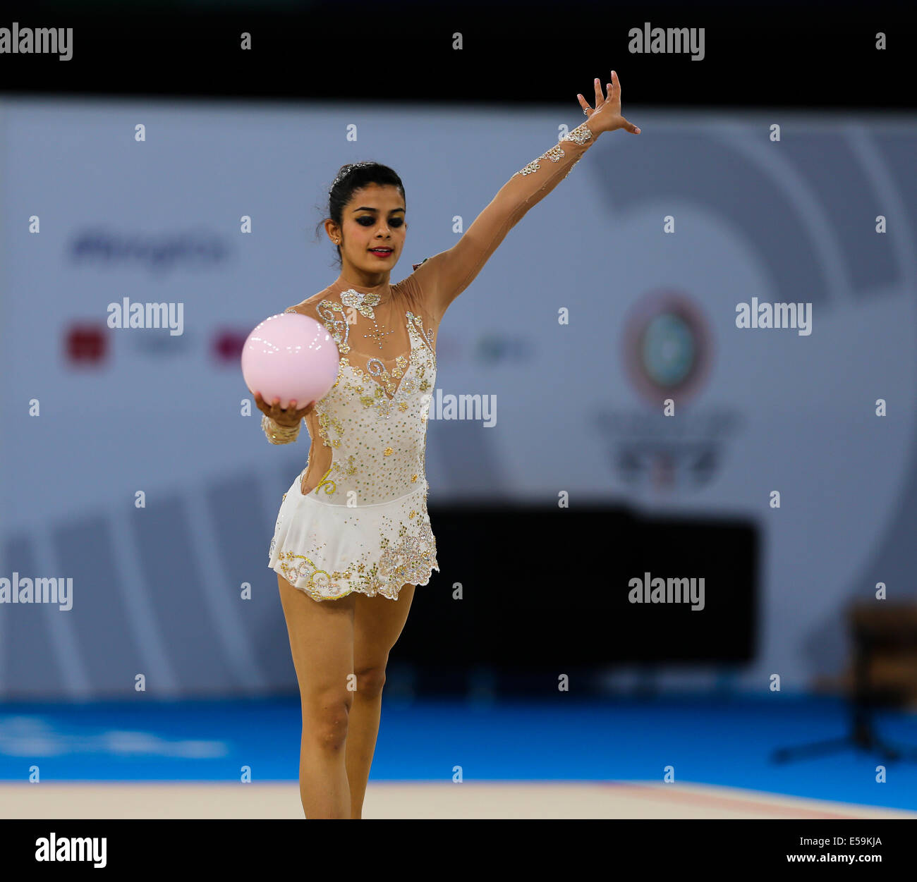 SECC, Glasgow, Schottland, Großbritannien. 24. Juli 2014.    Rhythmische Sportgymnastik SSE Hydro. Team und individuelle Qualifikation. Bildnachweis: ALAN OLIVER/Alamy Live-Nachrichten Stockfoto