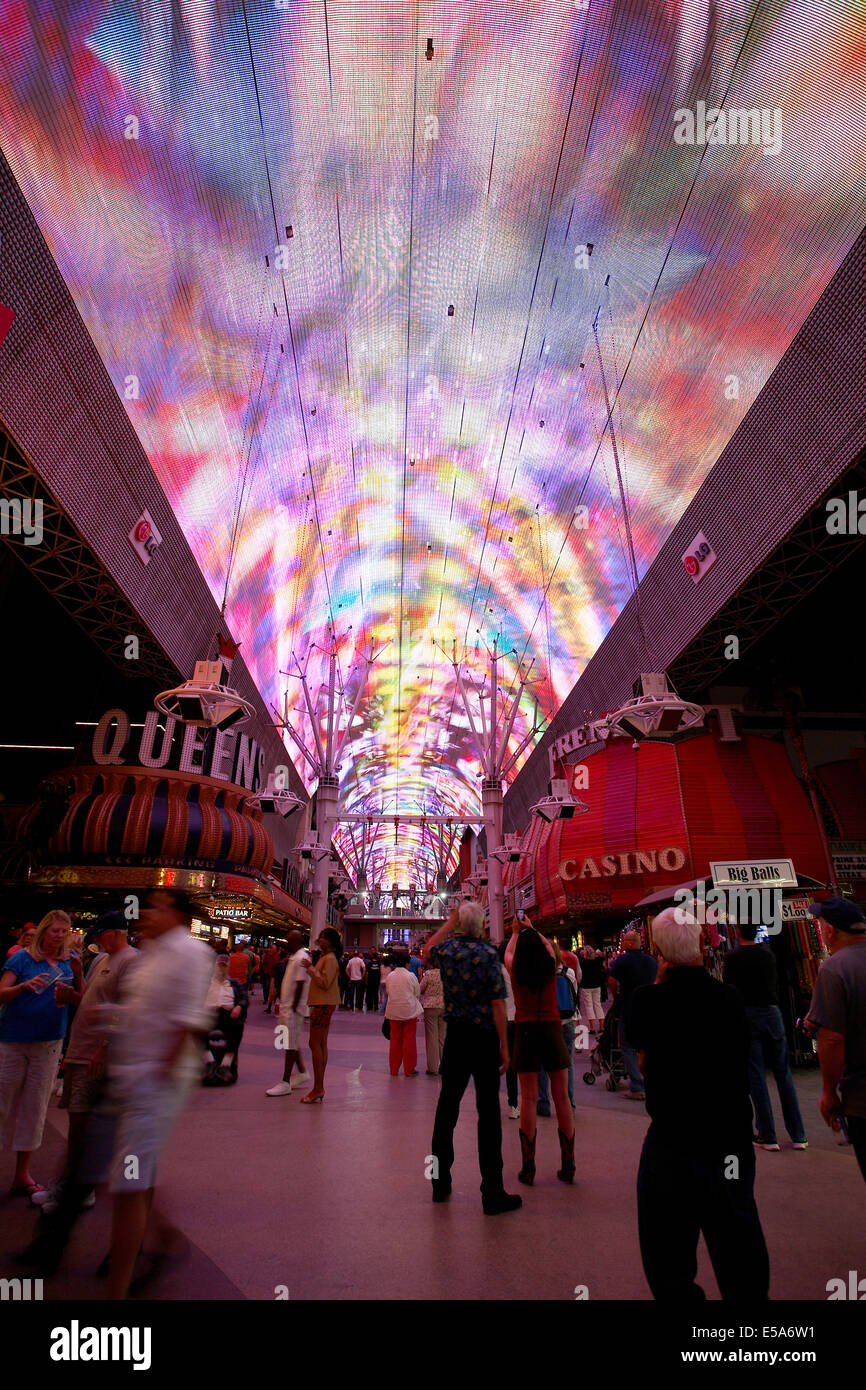 Obenliegende Lichtshow am alten Strip Fremont Street Las Vegas Nevada, USA. Stockfoto