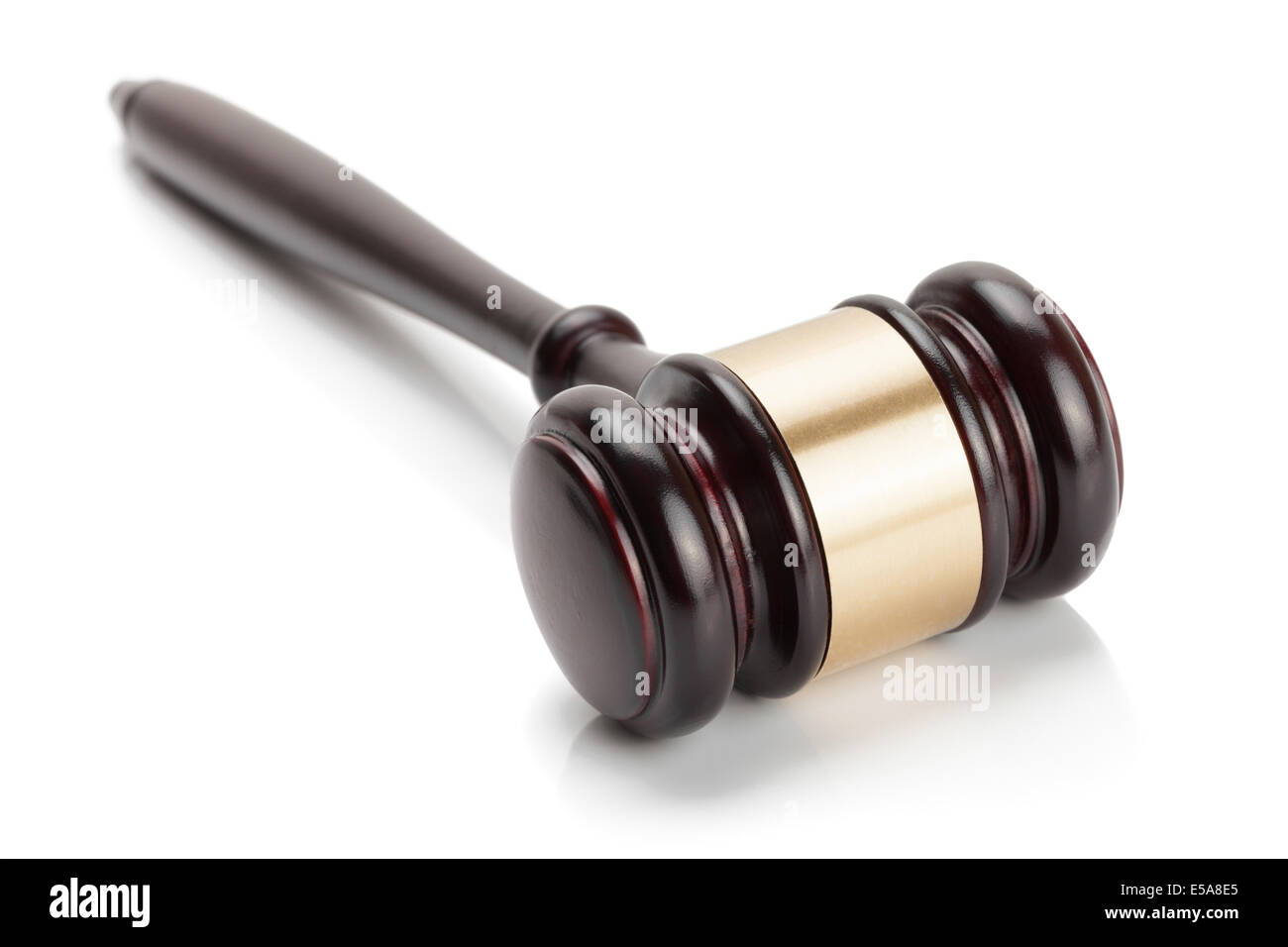 Holz Richterhammer isoliert auf weißem Hintergrund - Studio-Shooting. Stockfoto