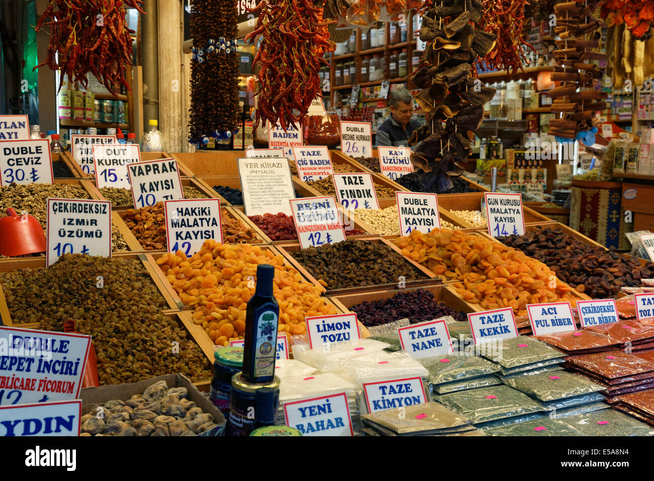 Getrocknete Früchte zu verkaufen, Bazar, Basarviertel, Bursa, Marmara Region, Türkei Stockfoto