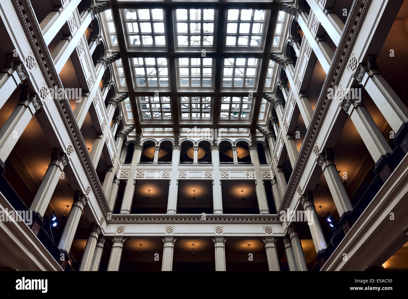 Offenen Innenhof oder cortile der historischen Gebäude in Saint Paul Minnesota Stockfoto