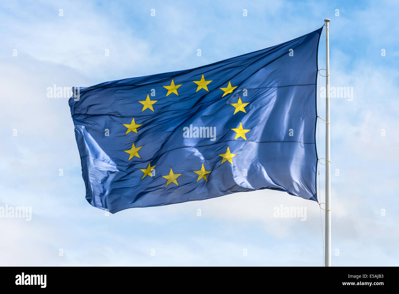 Flagge der Europäischen Union, das im Wind wehende Stockfoto