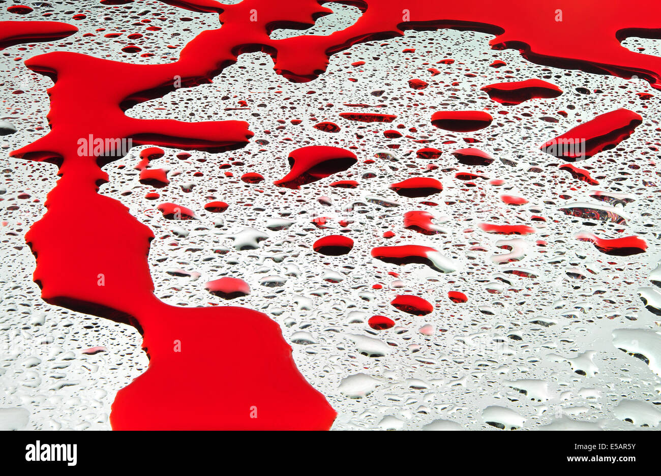 Zusammenfassung Hintergrund Wassertropfen und das Blut Stockfoto