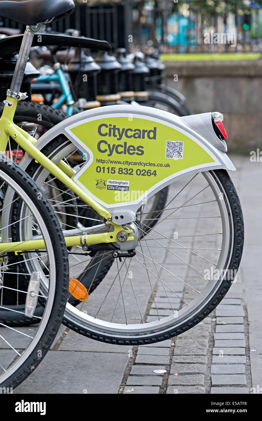 Nottingham-Zyklus mieten Regelung abgestellt in der Nähe der Bushaltestelle Broadmarsh Zentrum Stockfoto