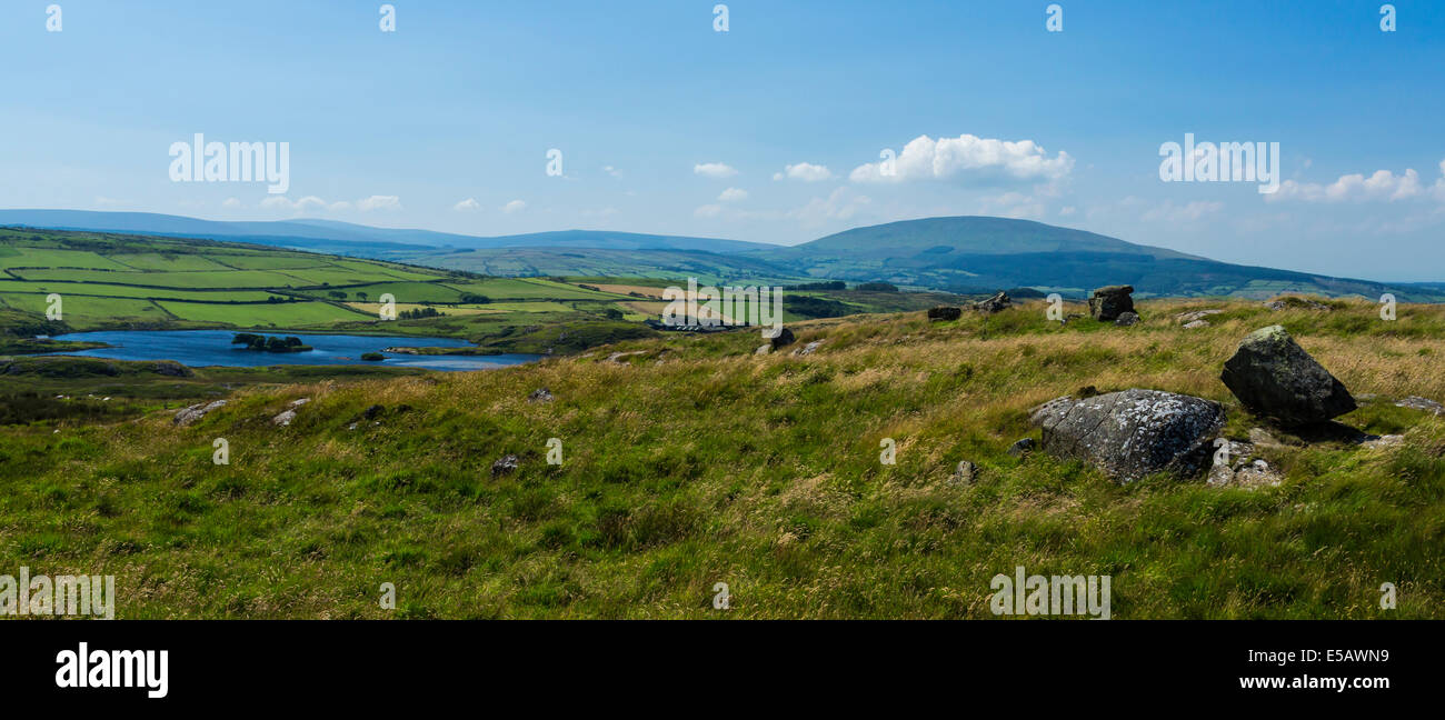 Lough Na Crannagh gesehen von The Grey Man Weg Fair Head Co Antrim Northern Ireland Stockfoto