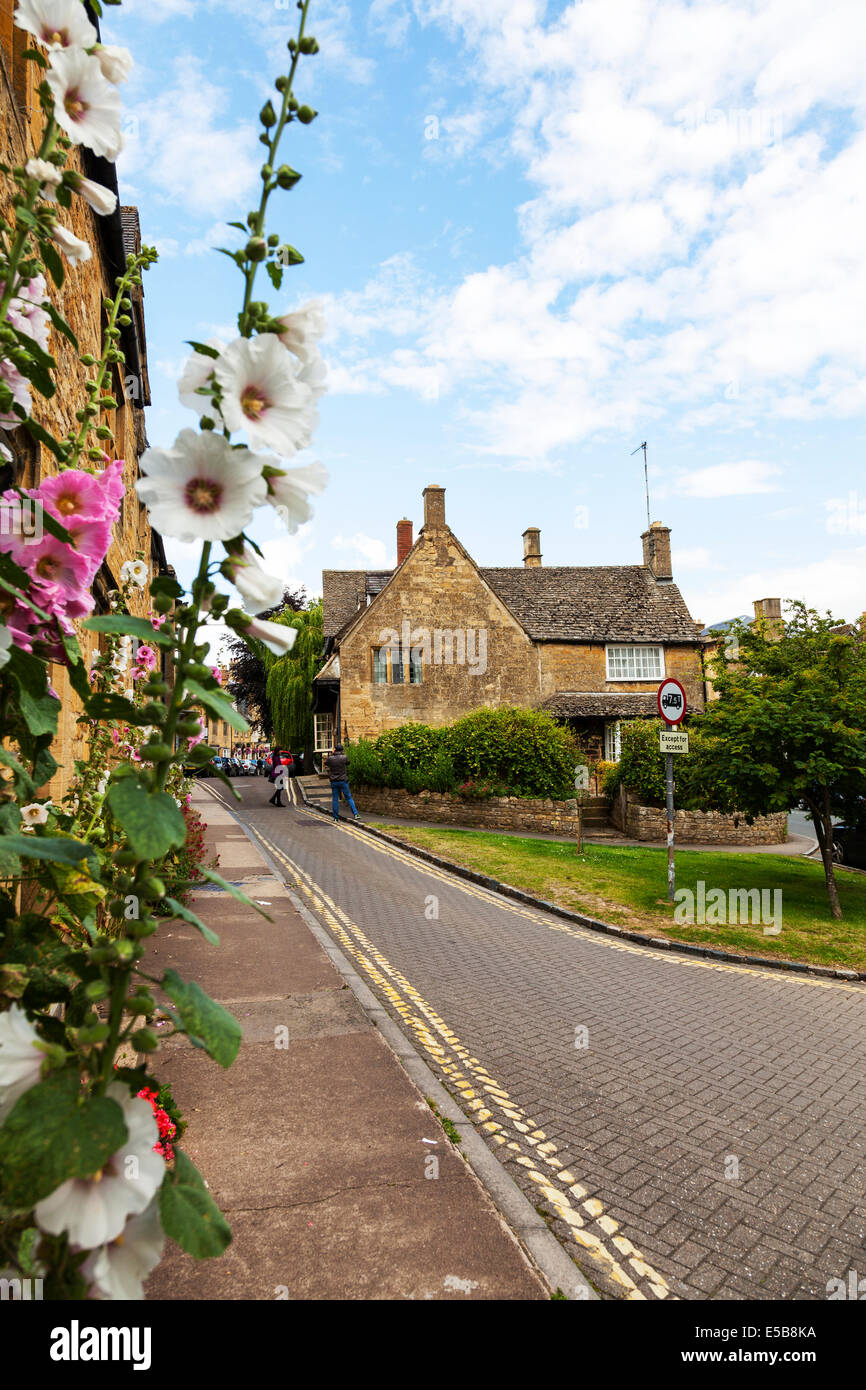 Chipping Campden beherbergt Dorf Steinhaus Haus Häuser UK England Stockfoto