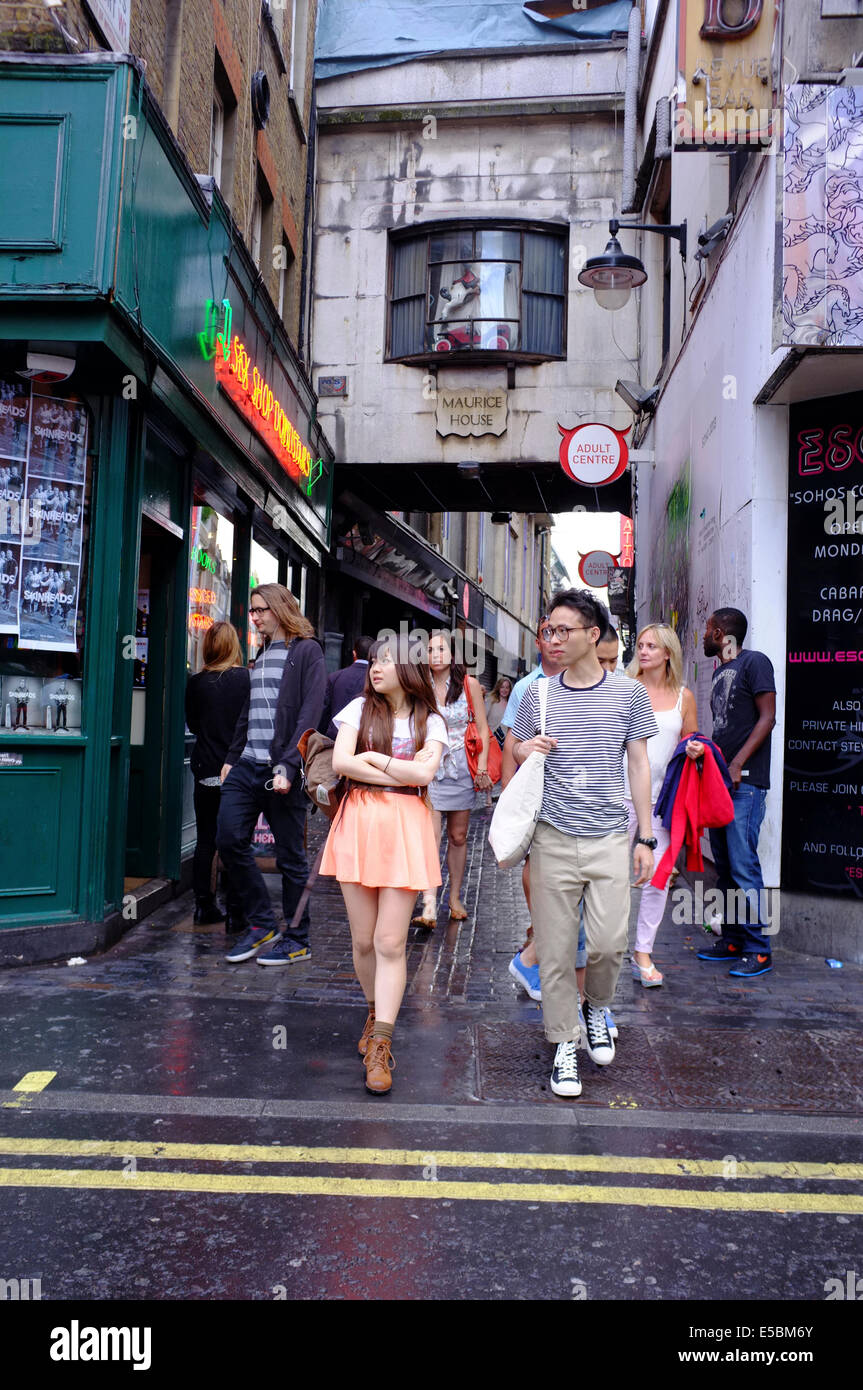 junge Menschen in Soho, London Stockfoto