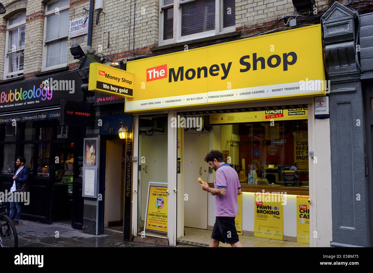 Der Geld-Shop auf Rupert Street, Soho, London Stockfoto